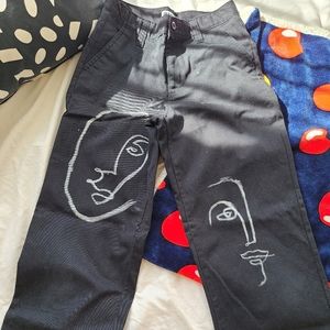 STRAIGHT LEG BLACK PANTS ARTISTIC